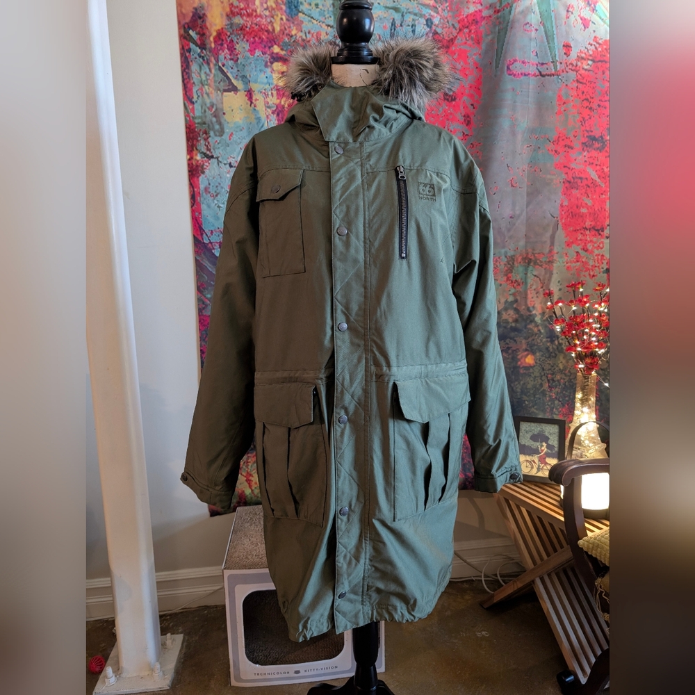 66 Degrees North Esja Long Edition Mens Medium Parka (also like a Womens L/XL)